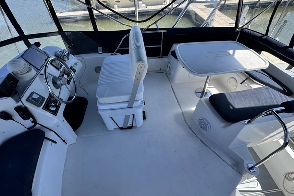 2005 Fountaine Pajot 37