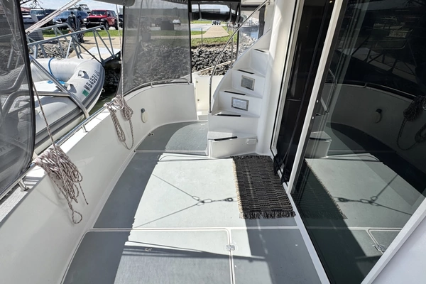 2005 Fountaine Pajot 37