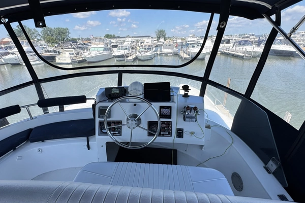 2005 Fountaine Pajot 37