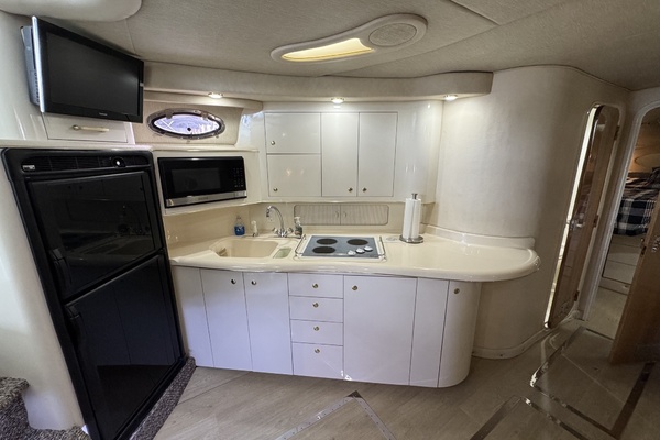 44ft Sea Ray Yacht For Sale