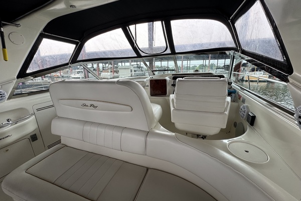 44ft Sea Ray Yacht For Sale