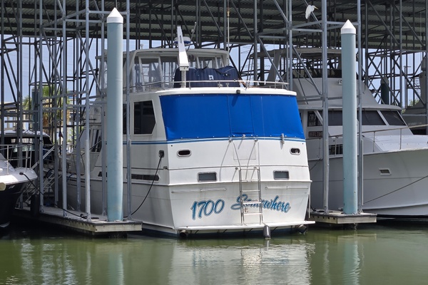 1700 Somewhere 56ft Marine Trader Yacht For Sale