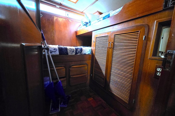 1700 Somewhere 56ft Marine Trader Yacht For Sale