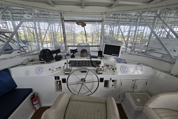 1700 Somewhere 56ft Marine Trader Yacht For Sale