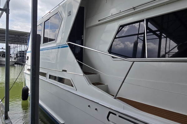 1700 Somewhere 56ft Marine Trader Yacht For Sale
