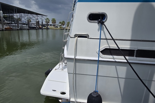 1700 Somewhere 56ft Marine Trader Yacht For Sale