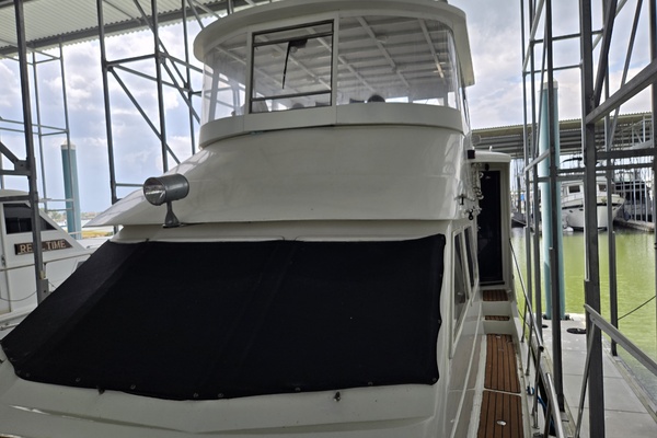 1700 Somewhere 56ft Marine Trader Yacht For Sale