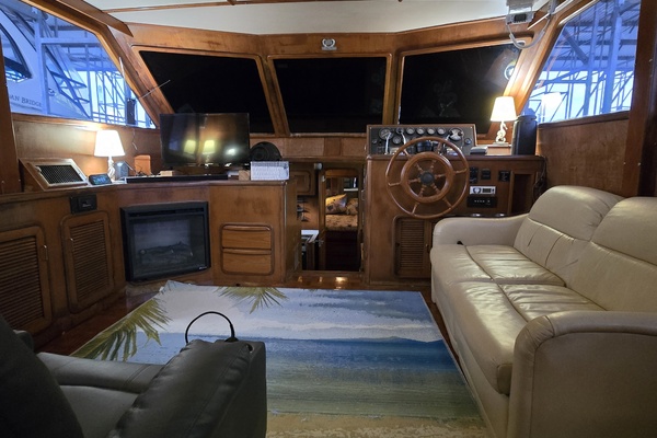 1700 Somewhere 56ft Marine Trader Yacht For Sale