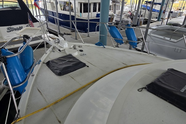 1700 Somewhere 56ft Marine Trader Yacht For Sale