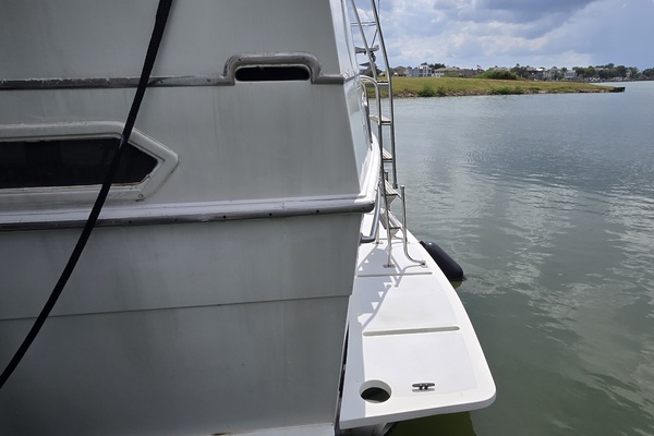1700 Somewhere 56ft Marine Trader Yacht For Sale