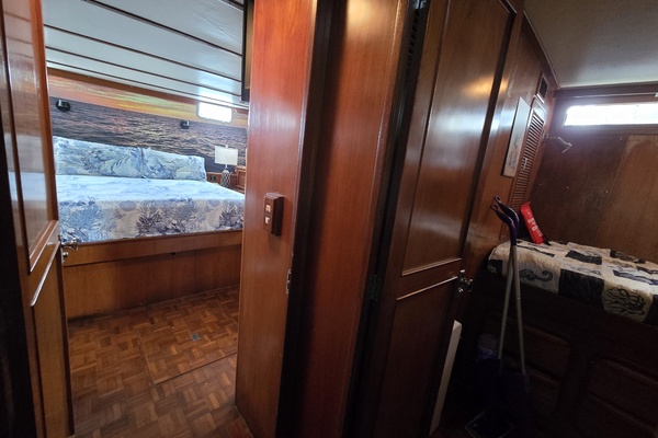 1700 Somewhere 56ft Marine Trader Yacht For Sale