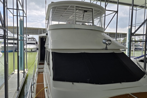 1700 Somewhere 56ft Marine Trader Yacht For Sale