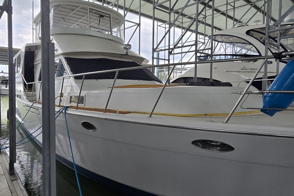 1700 Somewhere 56ft Marine Trader Yacht For Sale
