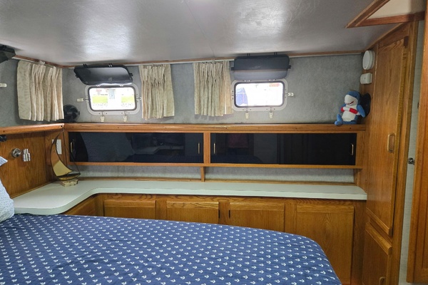 36ft Mainship Yacht For Sale
