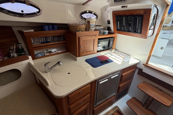 2011 Back Cove 30