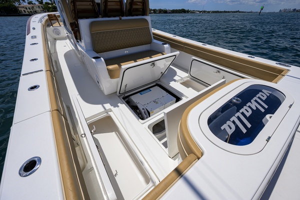 Miss B Having 37ft Valhalla Boatworks Yacht For Sale