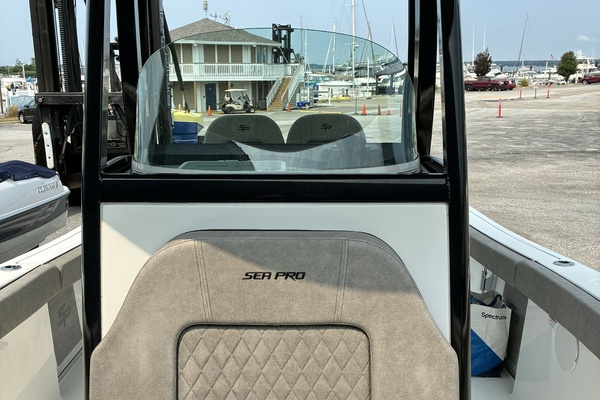 24ft Sea Pro Yacht For Sale
