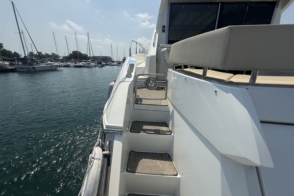 The Scorpion 60ft Cruisers Yacht For Sale