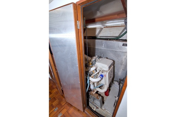 WE GO II 56ft Jefferson Yacht For Sale