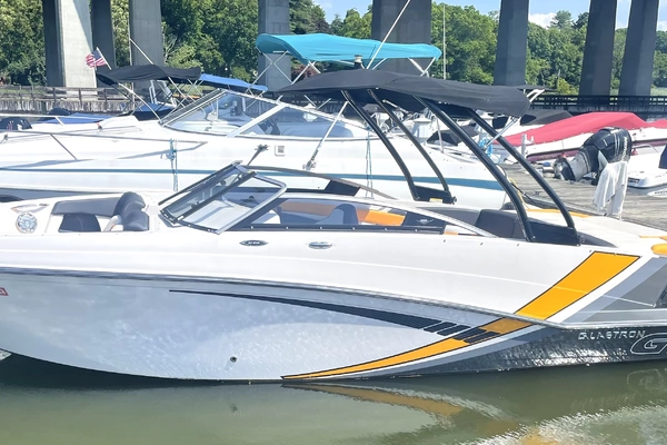 24-ft-Glastron-2016-GTS- stamford Connecticut United States  yacht for sale