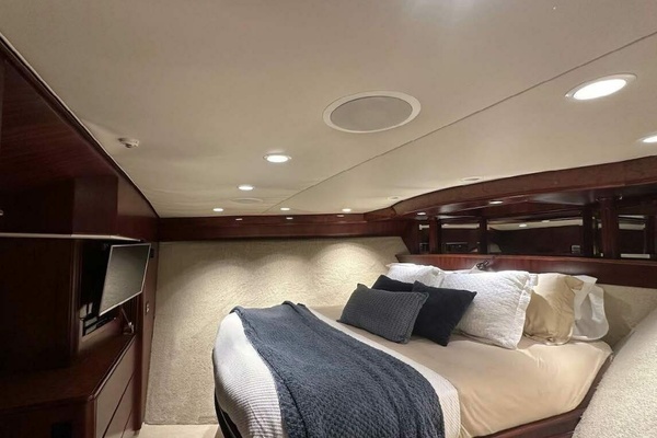 BLACKWOOD 103ft Broward Yacht For Sale
