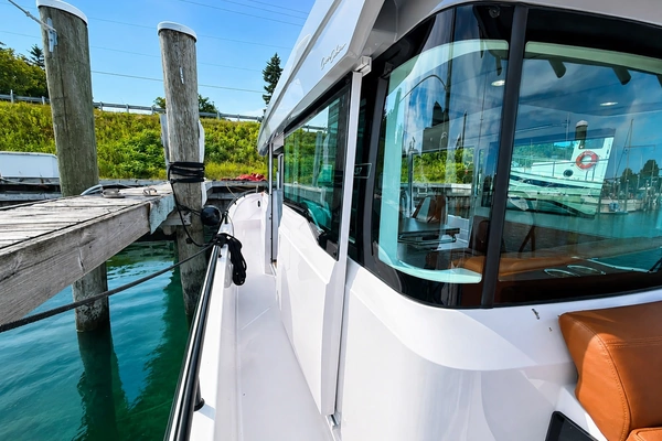 Axopar Brabus 37 XC Cross Cabin Yacht For Sale