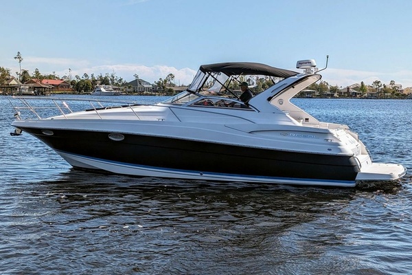 2005 Regal 35