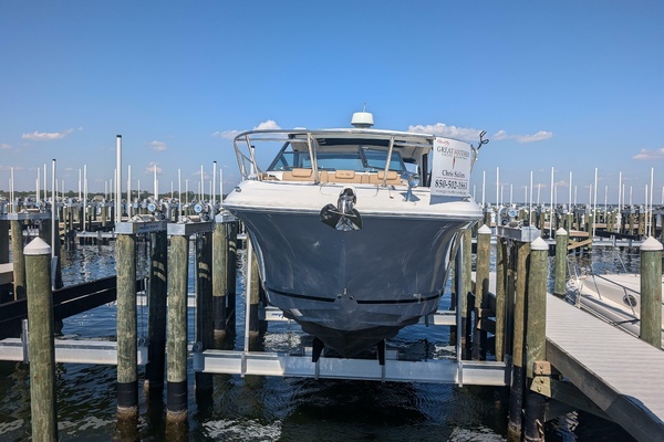 32ft Sea Ray Yacht For Sale