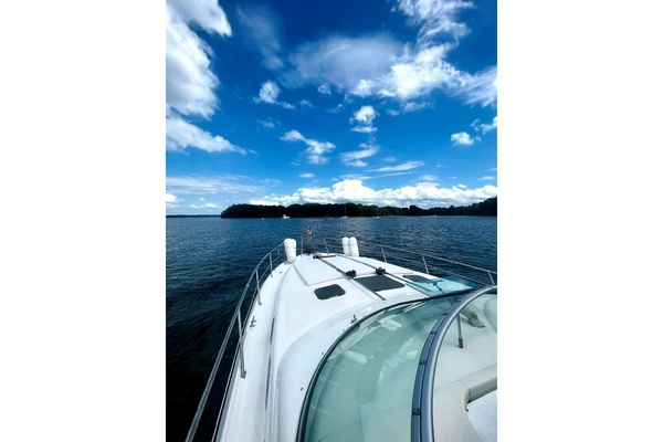 J Crewser 37ft Sea Ray Yacht For Sale