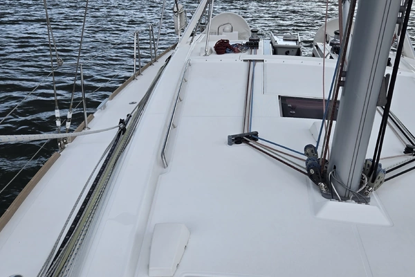Beneteau Oceanis 45 Yacht For Sale