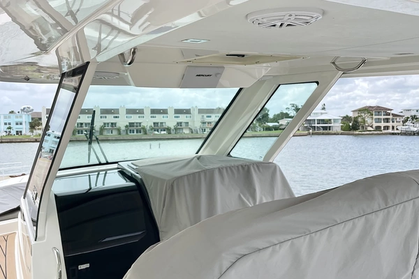 2023 Tiara Yachts 34