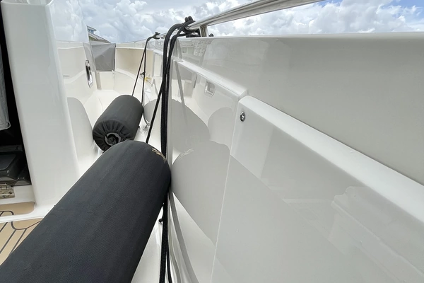 2023 Tiara Yachts 34
