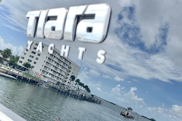 2023 Tiara Yachts 34