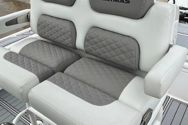 2025 Caymas 28