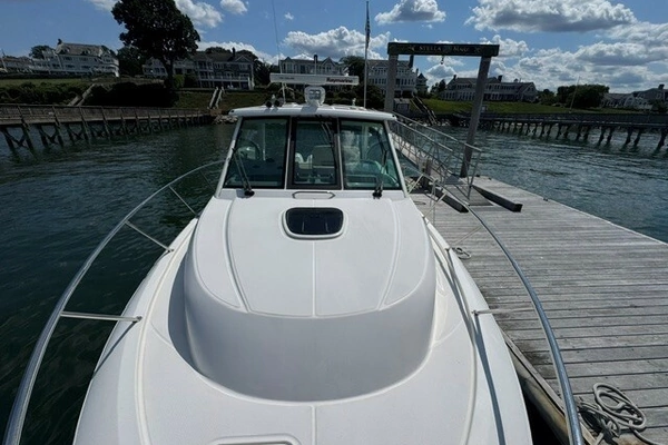 2016 Boston Whaler 34
