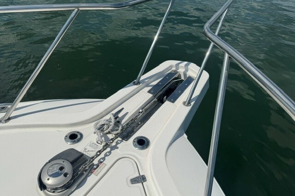 34ft Boston Whaler Yacht For Sale