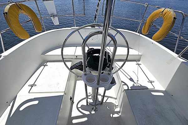 30ft Nonsuch Yacht For Sale