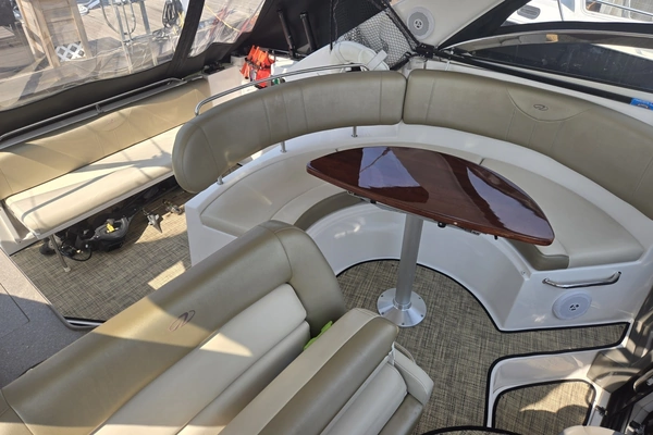 2010 Regal 37