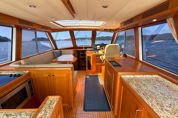 Maggie May 45ft Grand Banks Yacht For Sale