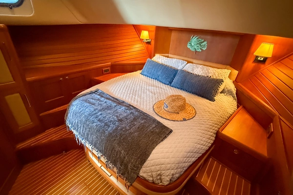 Grand Banks  Yacht For Sale