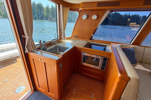 Maggie May 45ft Grand Banks Yacht For Sale