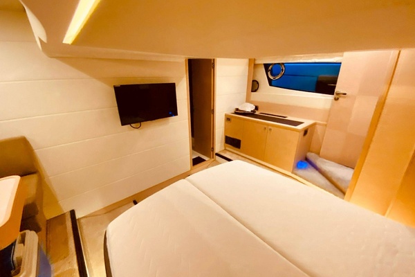 55ft Prestige Yacht For Sale