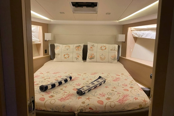 Prestige  Yacht For Sale