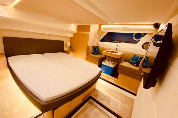 55ft Prestige Yacht For Sale