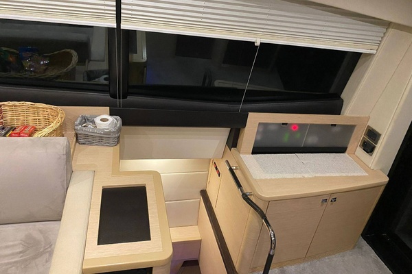 55ft Prestige Yacht For Sale