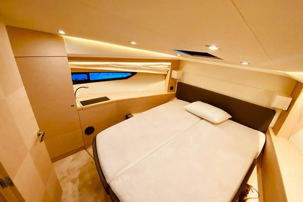 55ft Prestige Yacht For Sale
