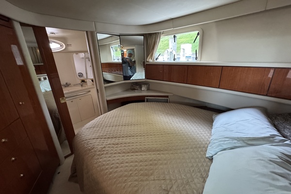 380ft Sea Ray Yacht For Sale