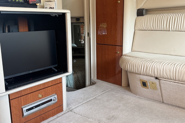 380ft Sea Ray Yacht For Sale