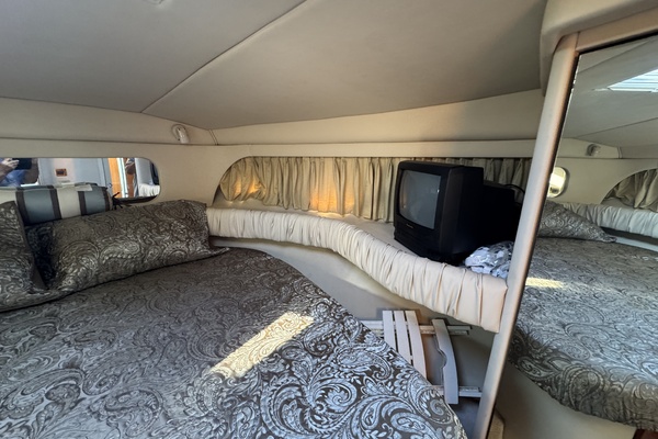 380ft Sea Ray Yacht For Sale