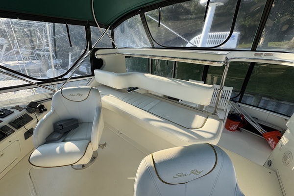 380ft Sea Ray Yacht For Sale